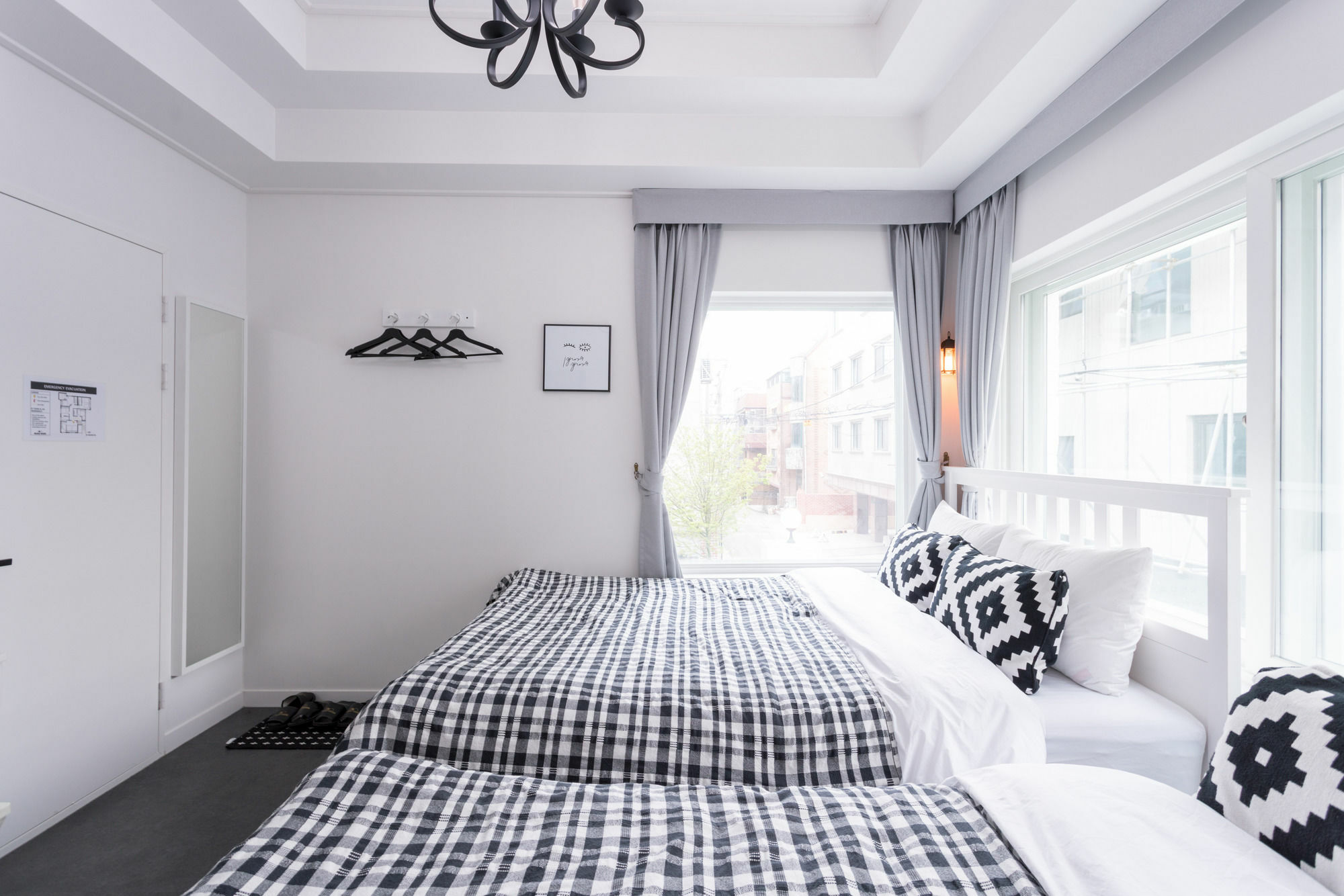 Hotel Mono House Hongdae 2 2*