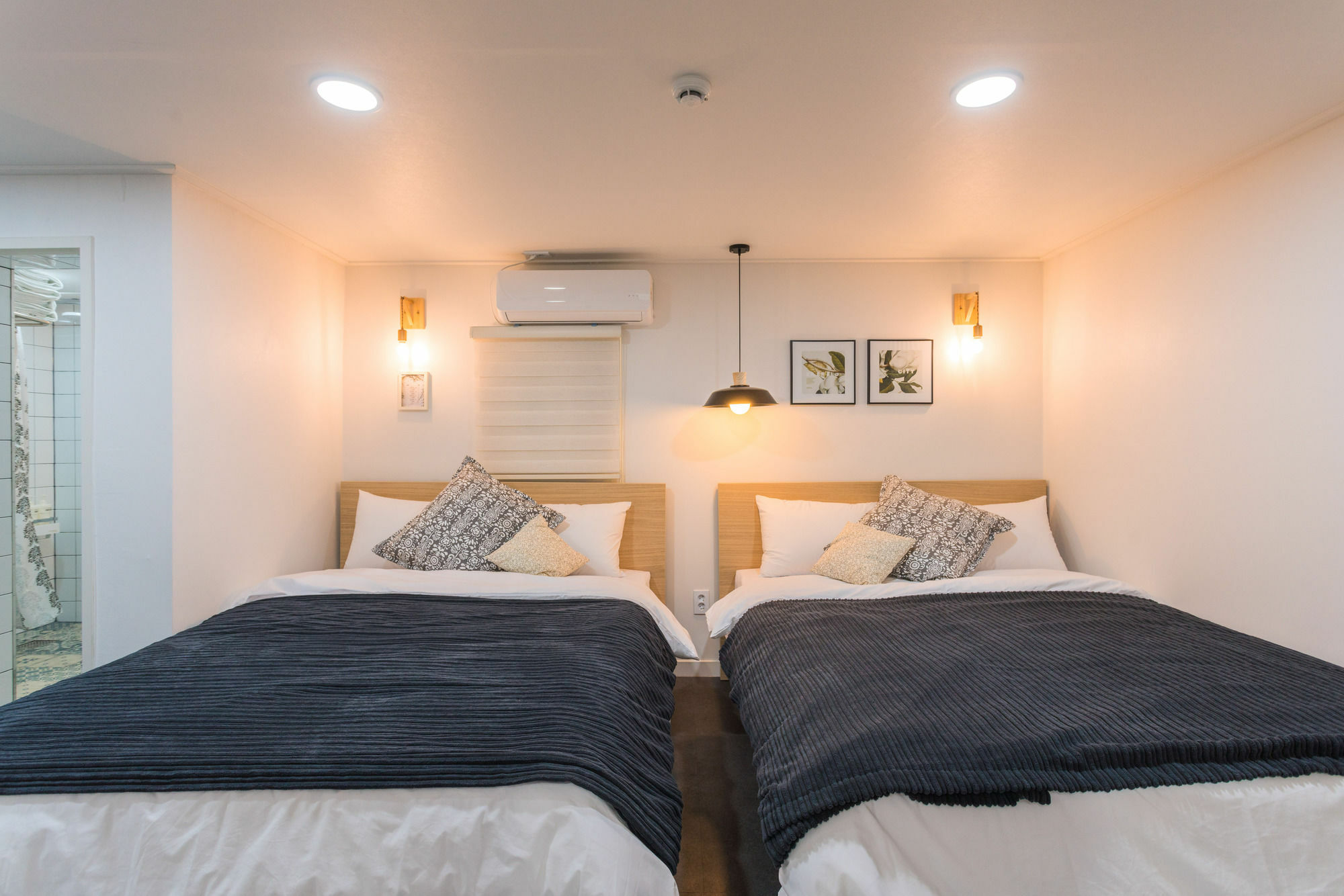 Mono House Hongdae 2 Hotel 2*